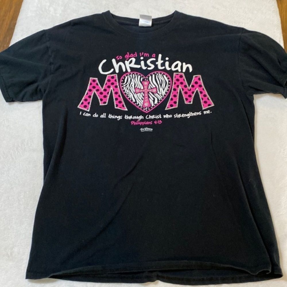 Christian Mom tee